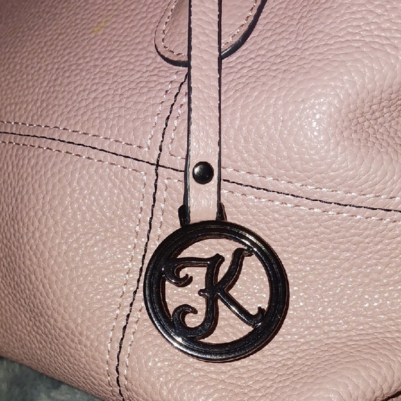 Pink Katee VALENTINES DAY Handbag with Logo Charm - Picture 8 of 9